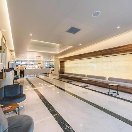 Orbi City Sea Side & Sea View Apartments Батумі Екстер'єр фото