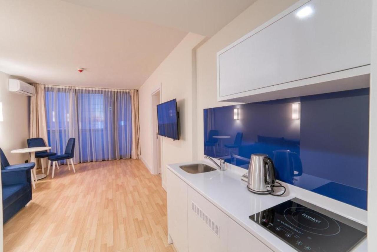 Orbi City Sea Side & Sea View Apartments Батумі Екстер'єр фото