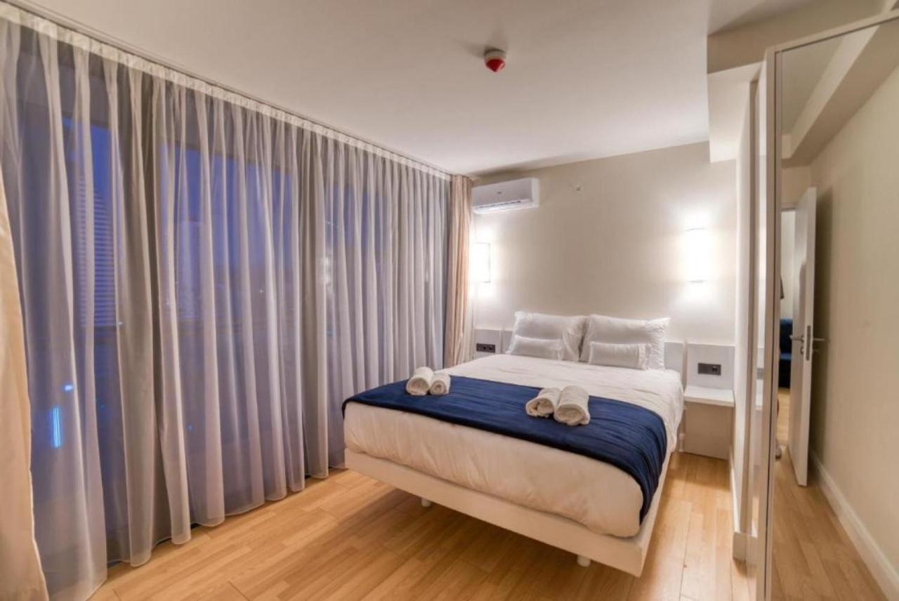 Orbi City Sea Side & Sea View Apartments Батумі Екстер'єр фото