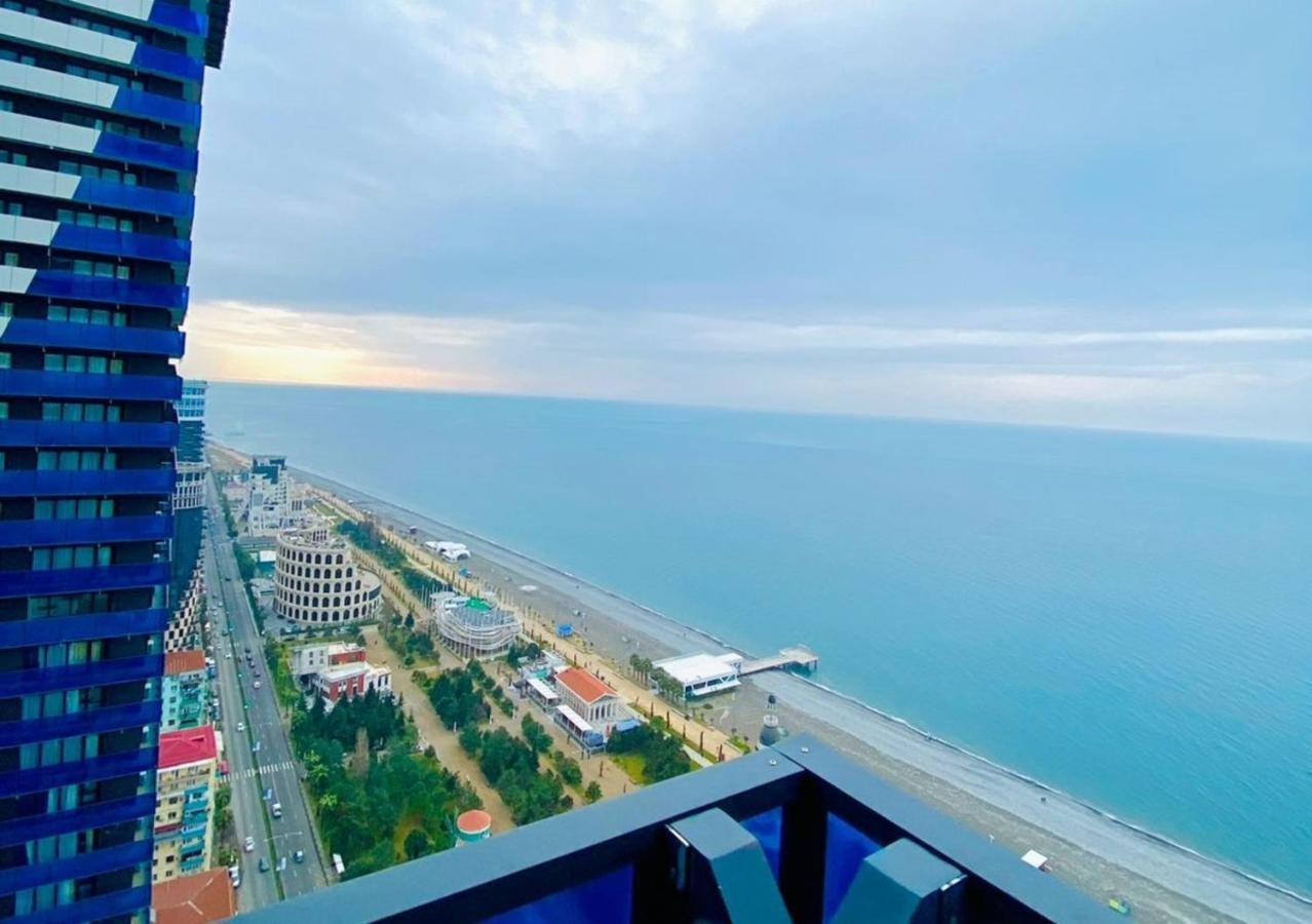 Orbi City Sea Side & Sea View Apartments Батумі Екстер'єр фото
