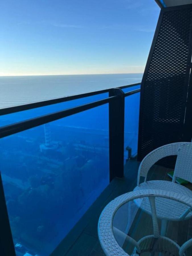 Orbi City Sea Side & Sea View Apartments Батумі Екстер'єр фото